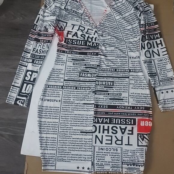 Long Sleeve Newsprint Dress XL Dopamine Boho Classic Retrogirl Glam Bodycon SATC - Picture 3 of 8